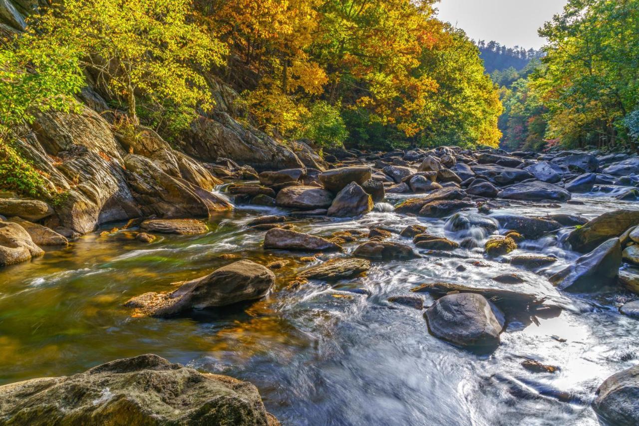 Serenity Peak Villa Pigeon Forge Bagian luar foto