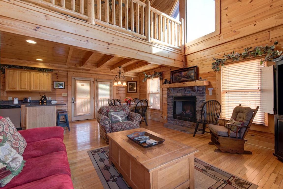 Serenity Peak Villa Pigeon Forge Bagian luar foto
