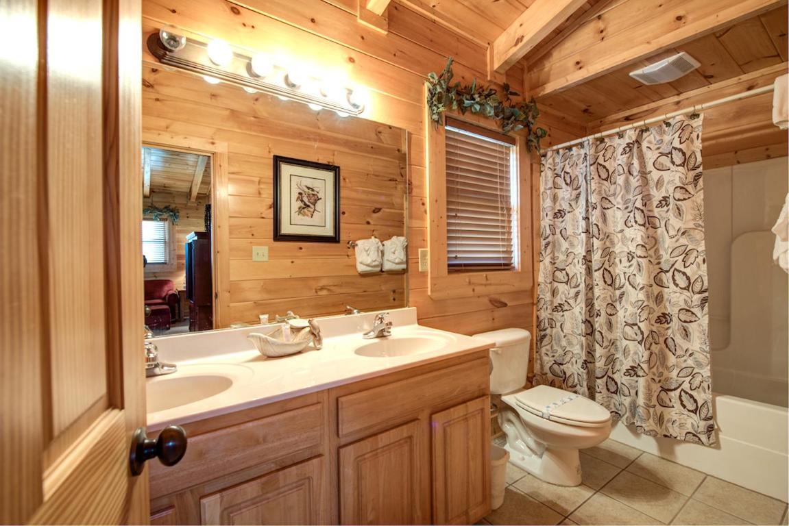 Serenity Peak Villa Pigeon Forge Bagian luar foto